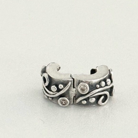 Pandora Sterling Silver Clear CZ Tendril Swirl Clip Rare Retired Bead Charm - Picture 4 of 6